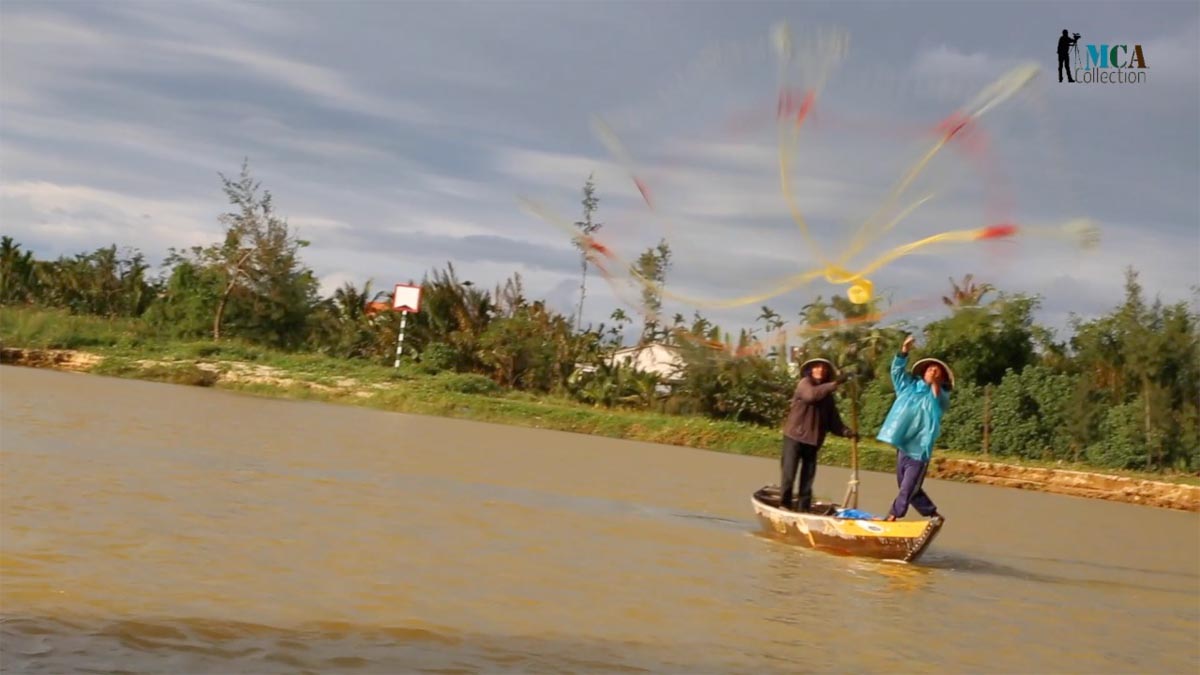Vietnam, traditional work - fishing2