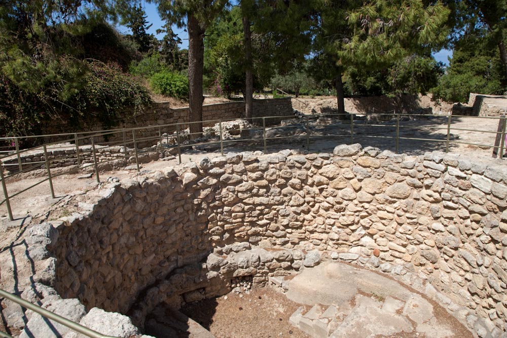 Greece, Crete, Knossos - Minoan silo
