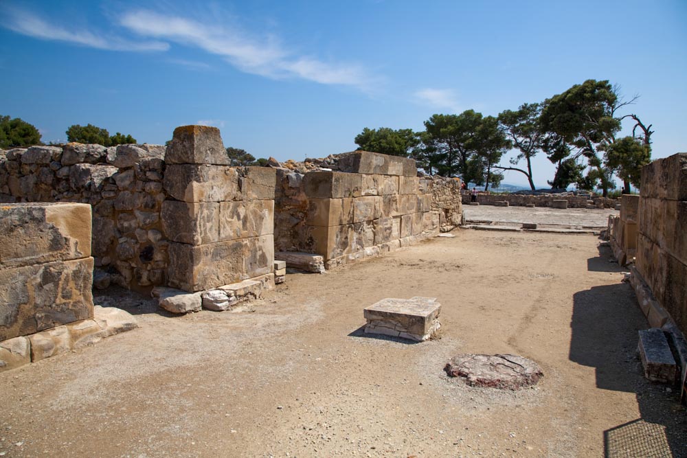 Greece, Crete, Phaistos Minoan palace - Corridor to the central court