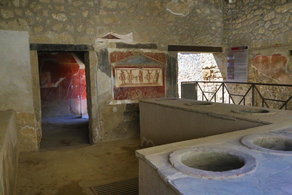Italy, Pompeii, Thermopolium of Vetutius Placidus