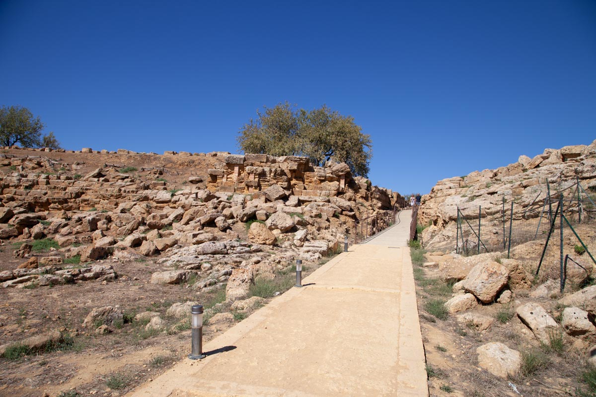 Italy, Sicily - Agrigento - Gate