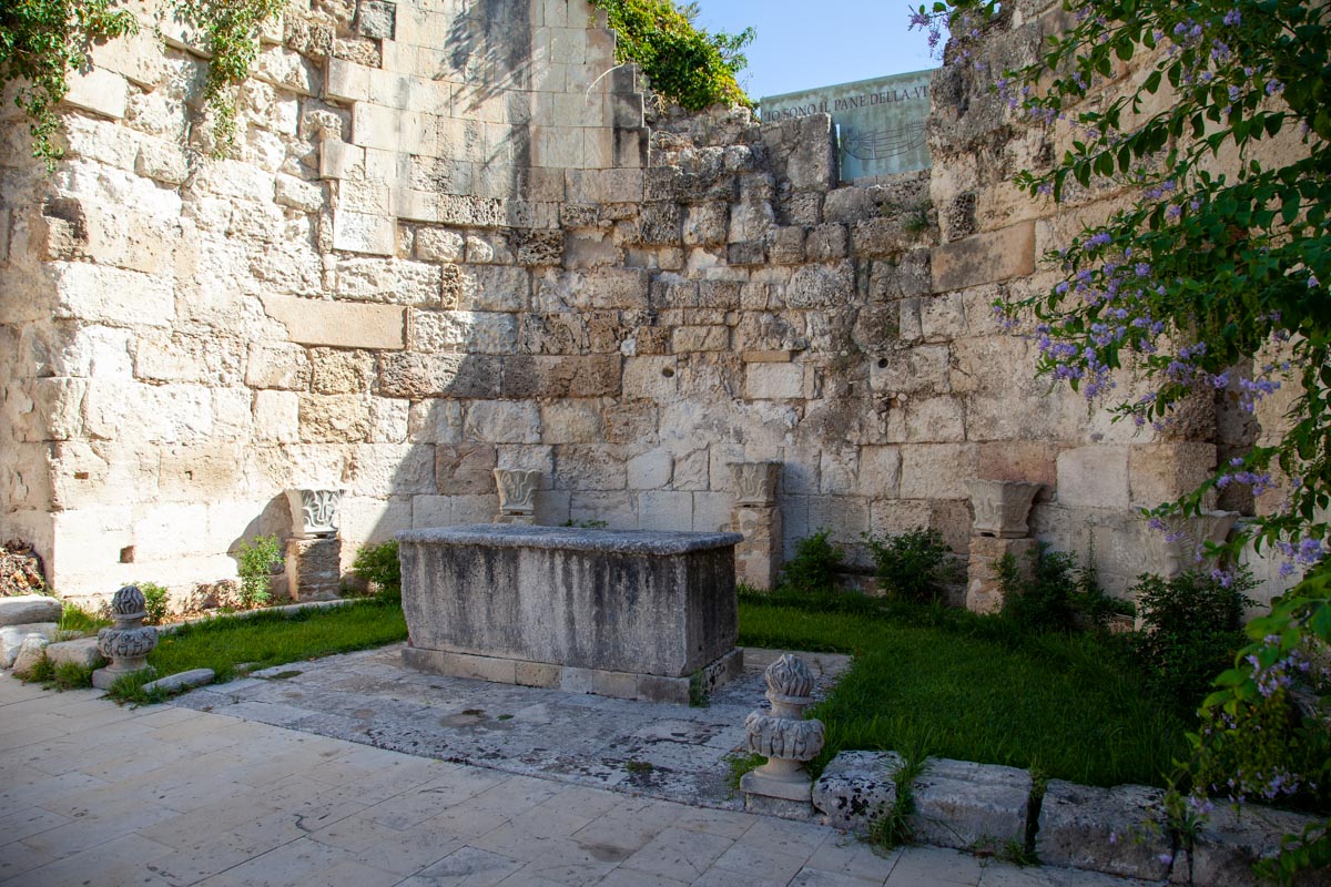 Italy, Sicily - Syracuse, Church of San Giovanni(Sain John the Evangelist)- Apse