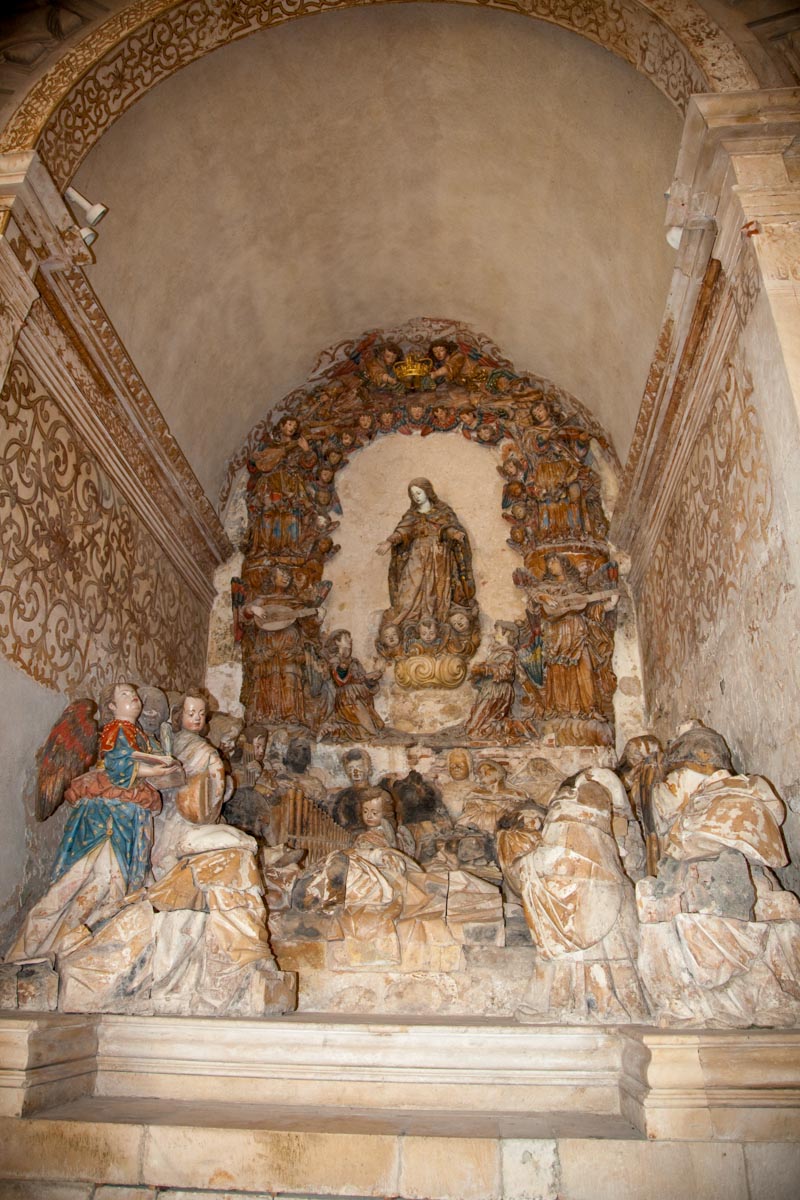Portugal,  Alcobaca Monastery - Chapel of Saint Bernard