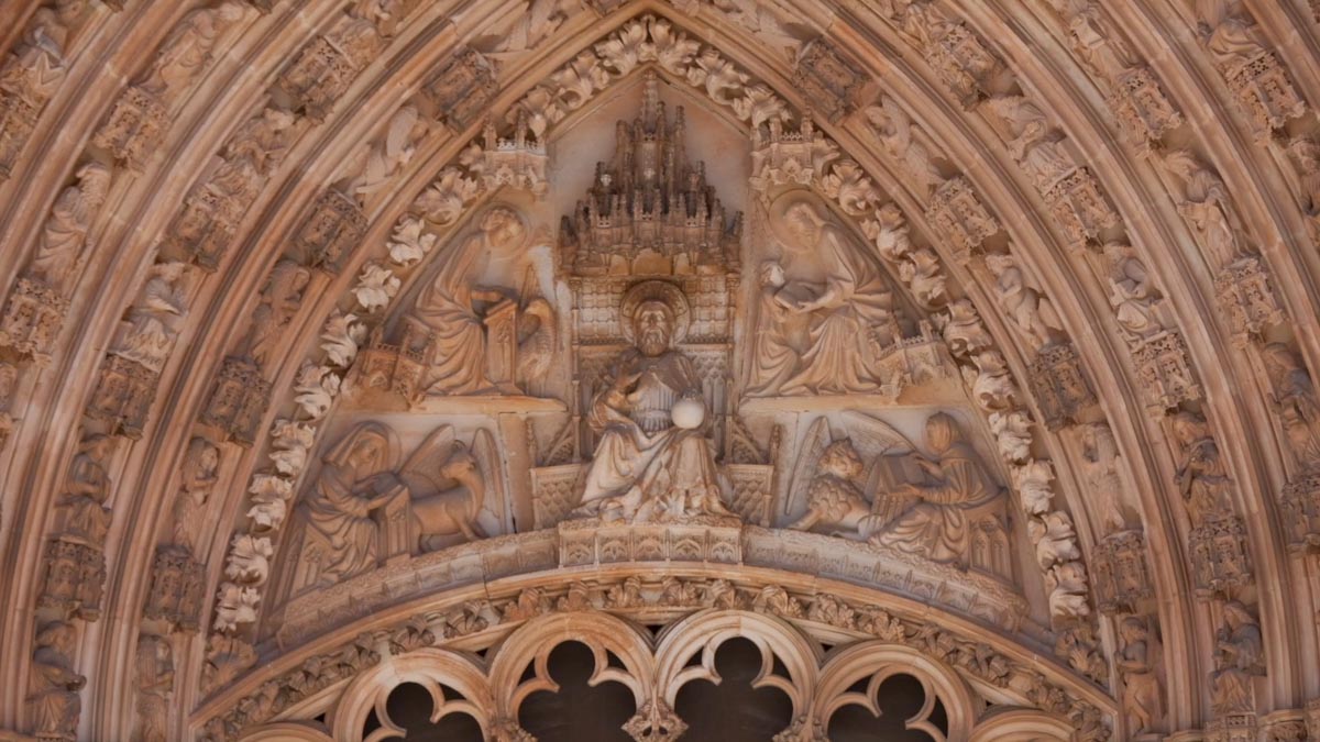 Portugal,  Batalha Monastery - Tympanum