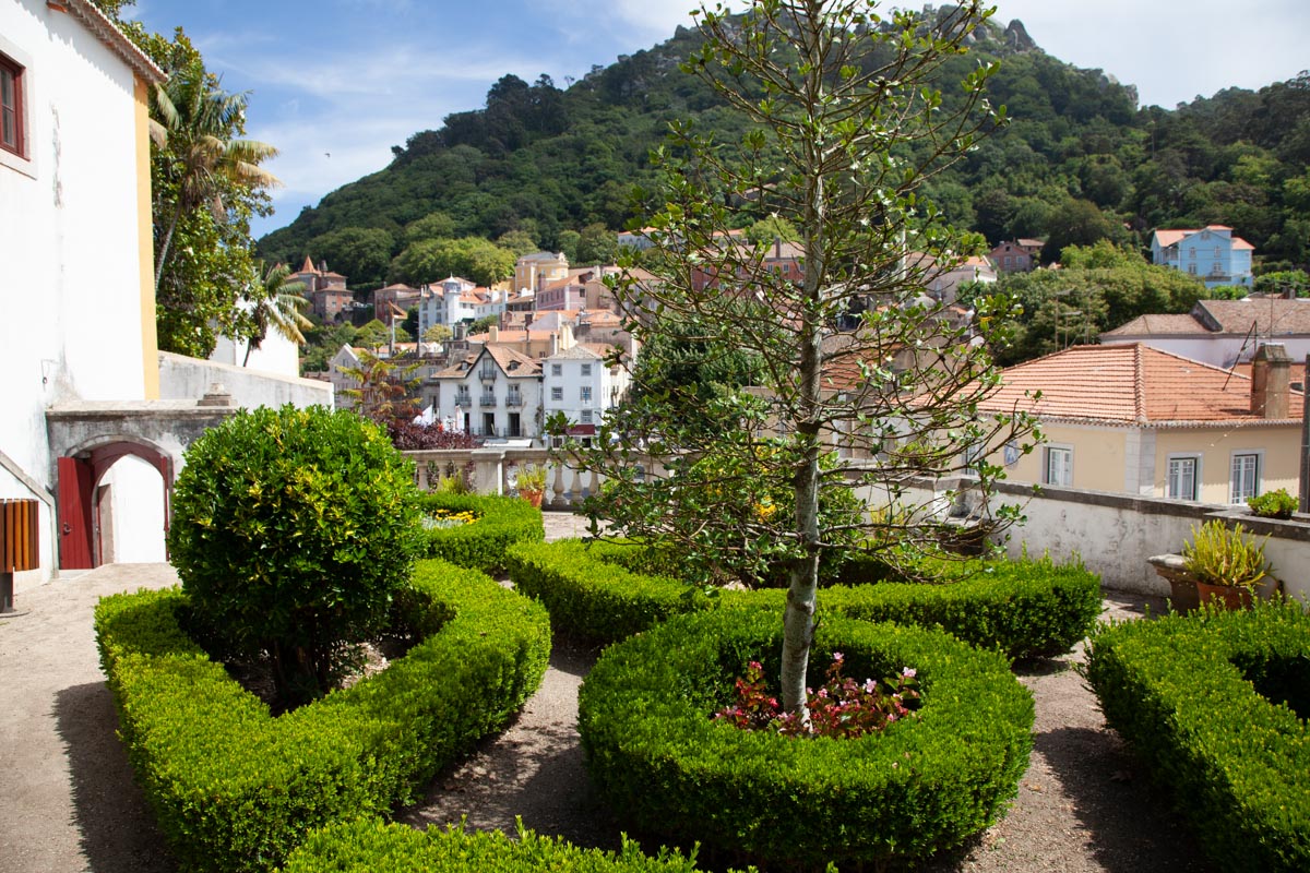 Portugal,  Sintra National Palace - Gardens