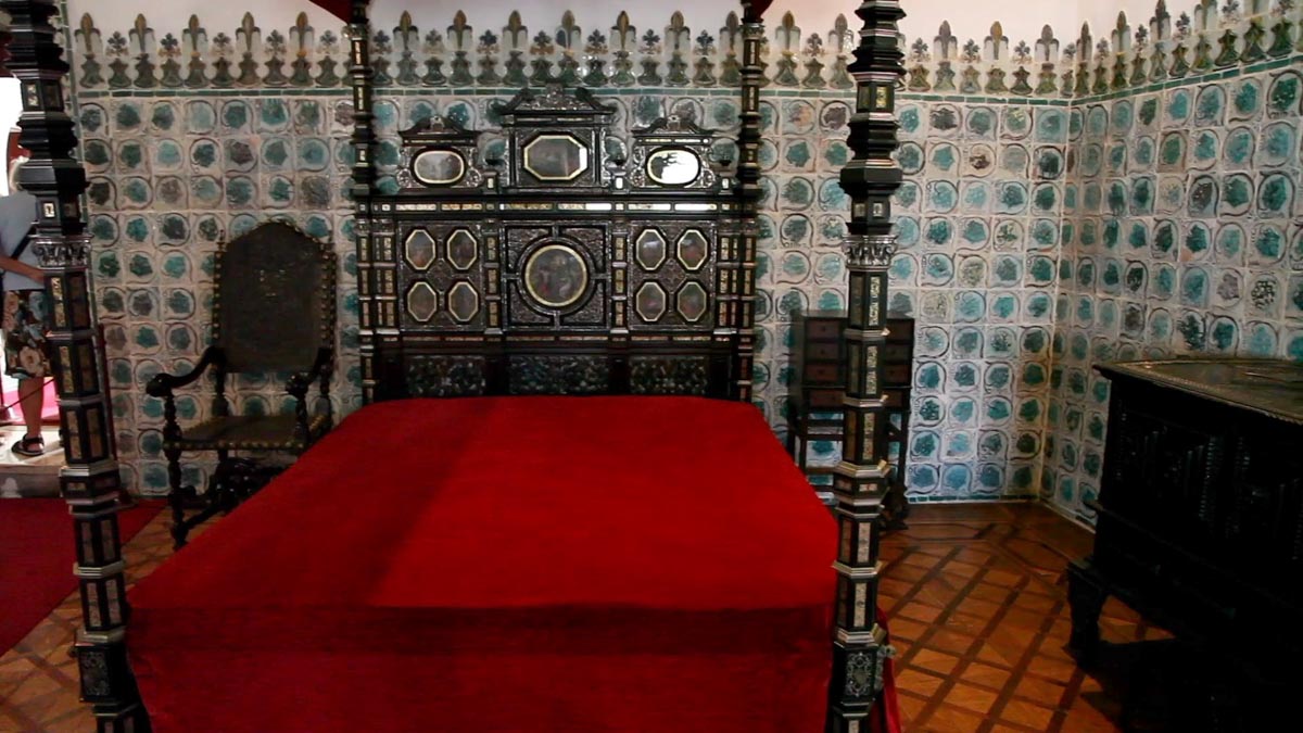Portugal,  Sintra National Palace - King Sebastian's bed chamber