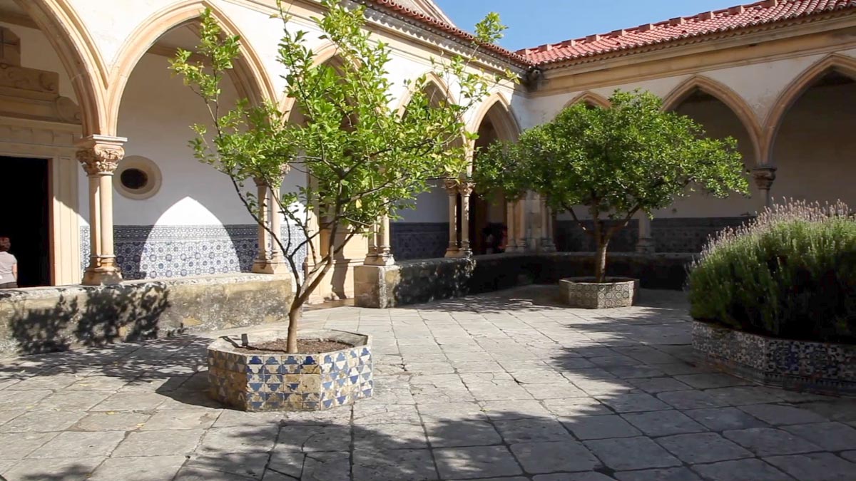 Portugal,  Tomar - Convent of Christ - Cemetery cloister