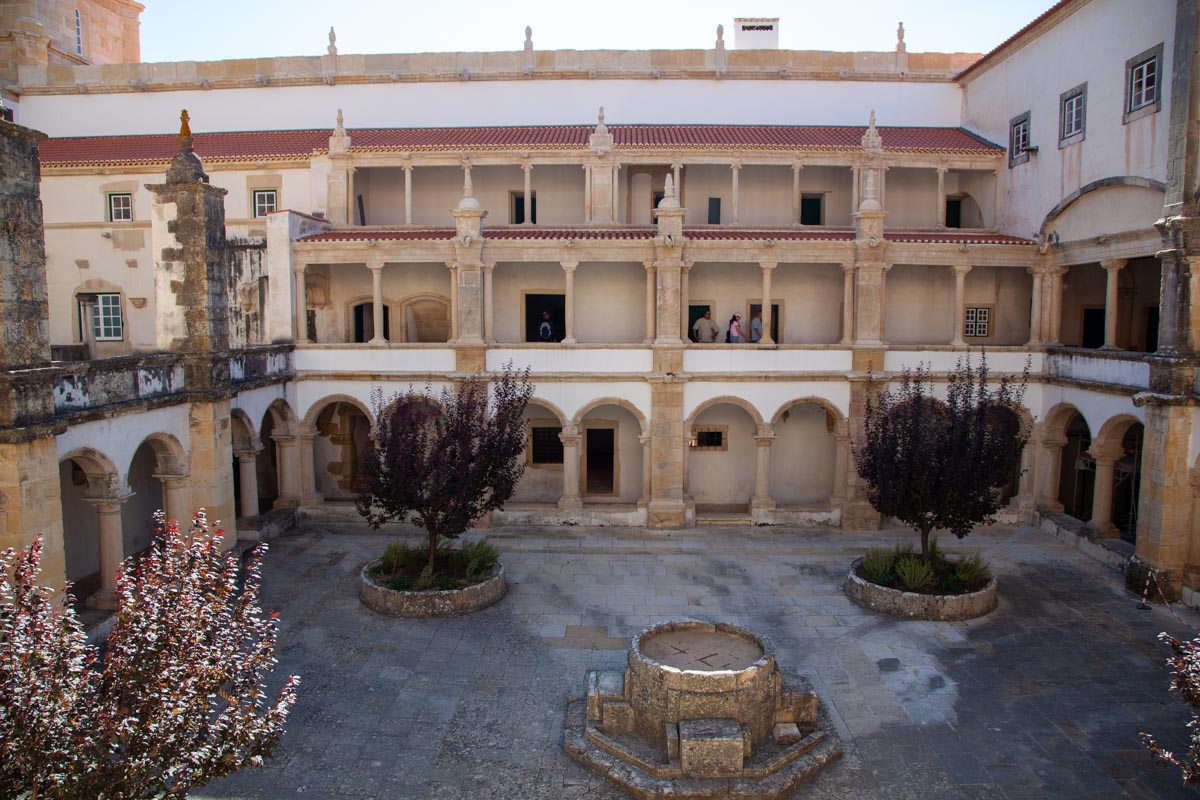 Tomar - Convent of Christ - Hostelry cloister