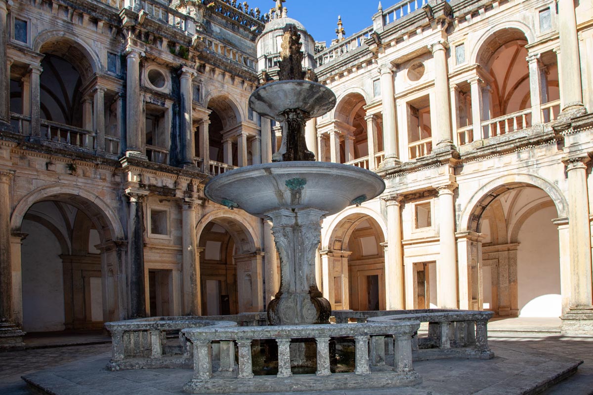 Portugal,  Tomar - Convent of Christ - Main cloister - Renaissance