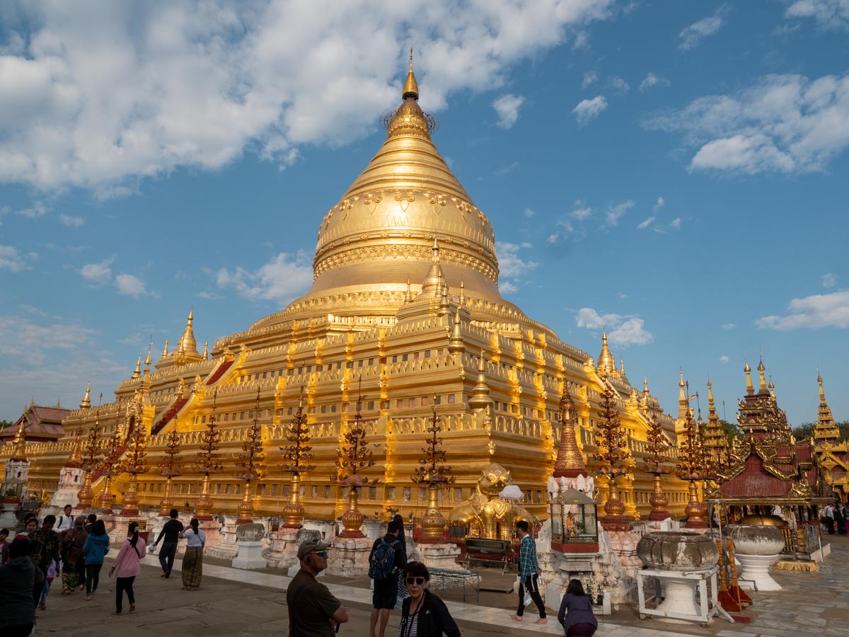 Myanmar, Bagan - Shwezigon Pagoda
