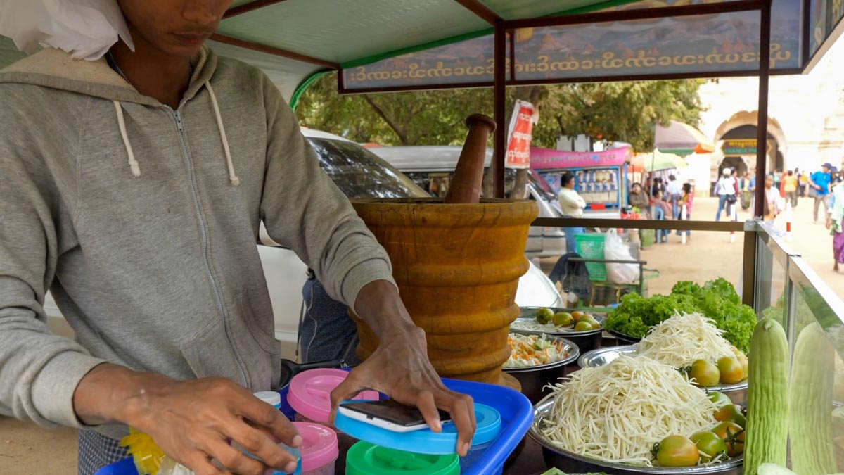 Myanmar, Bagan - traditional - Street's food 1