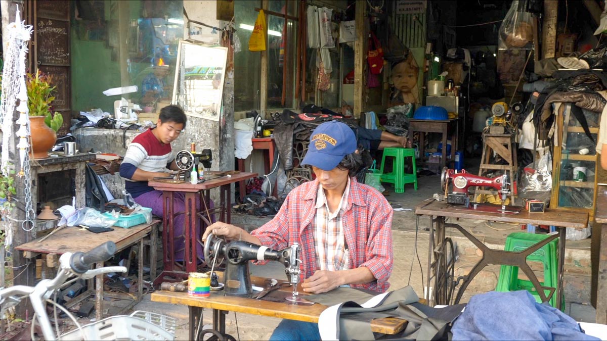 Myanmar, Mandalay - Traditional sewing workshop
