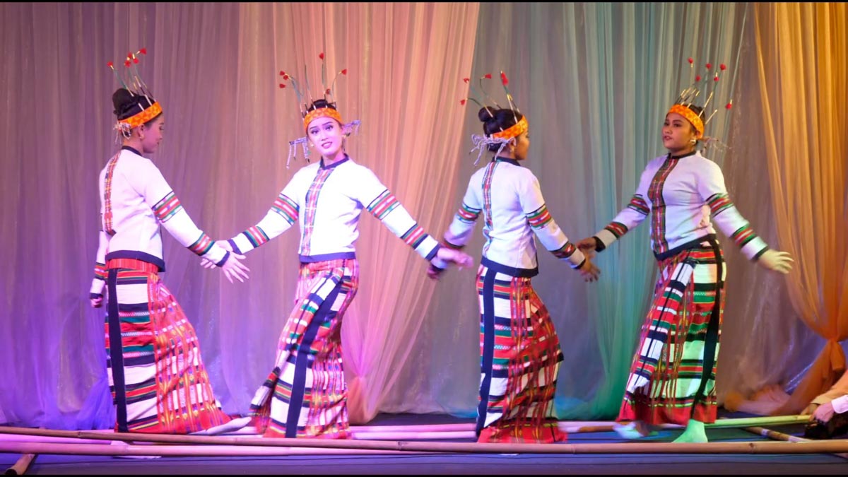 Myanmar, traditional - Burmese Folk dance - Chin tribe Victory dance