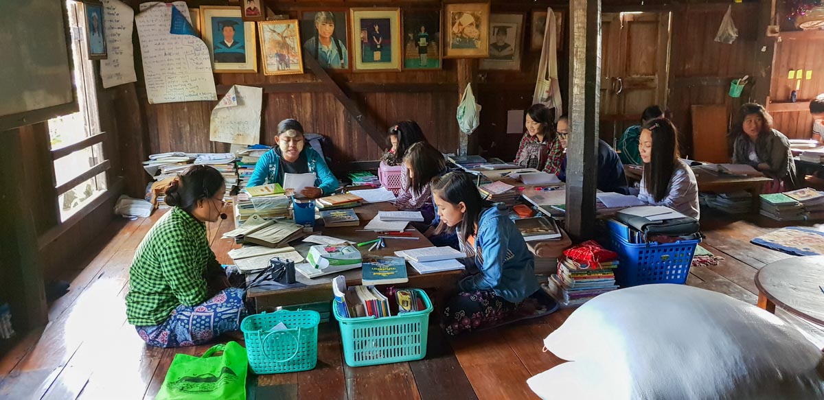 Myanmar, traditional - Inle Lake - Students study in the classroom
