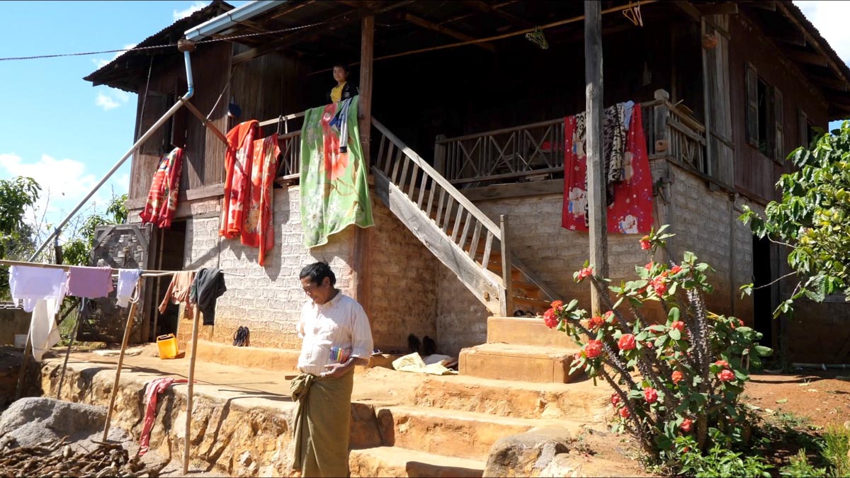 Myanmar, traditional village - Kaung Dai
