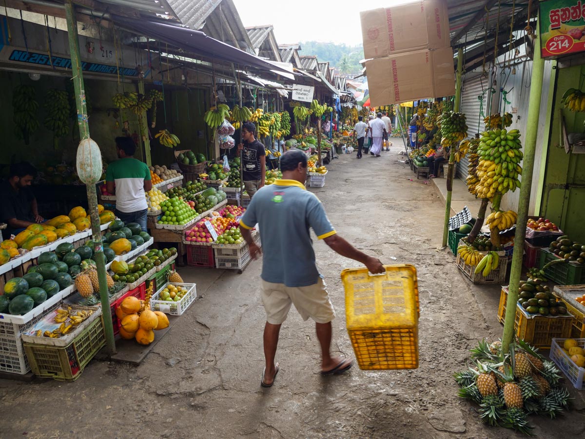 Sri Lanka, Traditional - Kandy - Fruit market