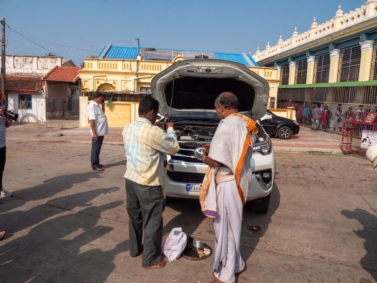 India, Karnataka - Chamundi Hill - Traditional - Ceremony to bless a new car