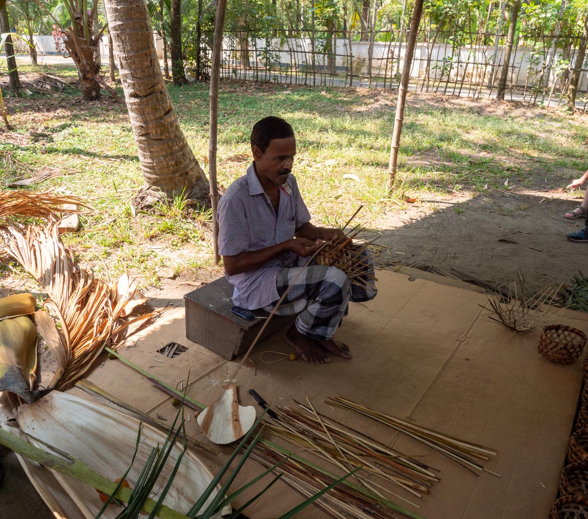 India, Kerala - Kochi -Traditional - Braiding baskets