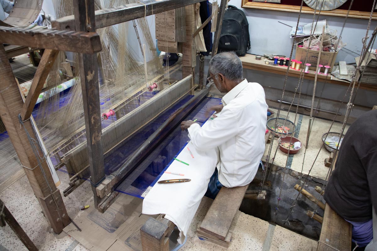 India, Uttar Pradesh - Varanasi - Traditional - Weaving