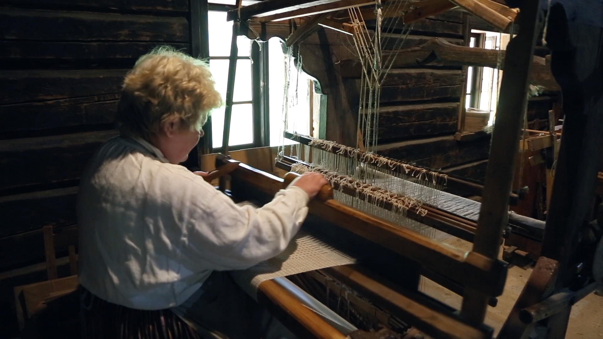 Latvia, Traditional - Weaving