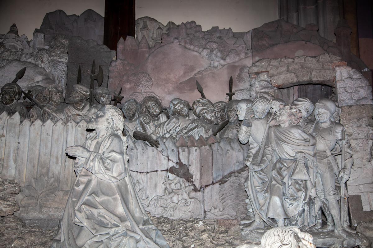France, Strasbourg Cathedral - Tympanum - Statues in church