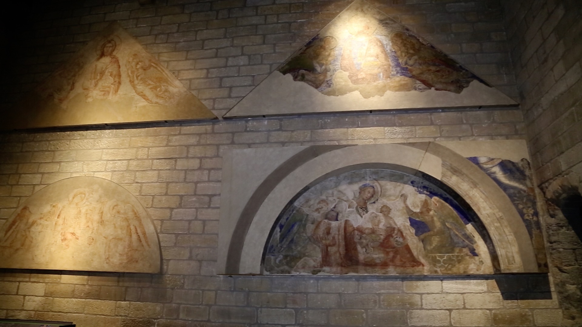 France, Avignon, Old Palace of Benedict XII -Consistory Hall - Simone Martini's frescoes
