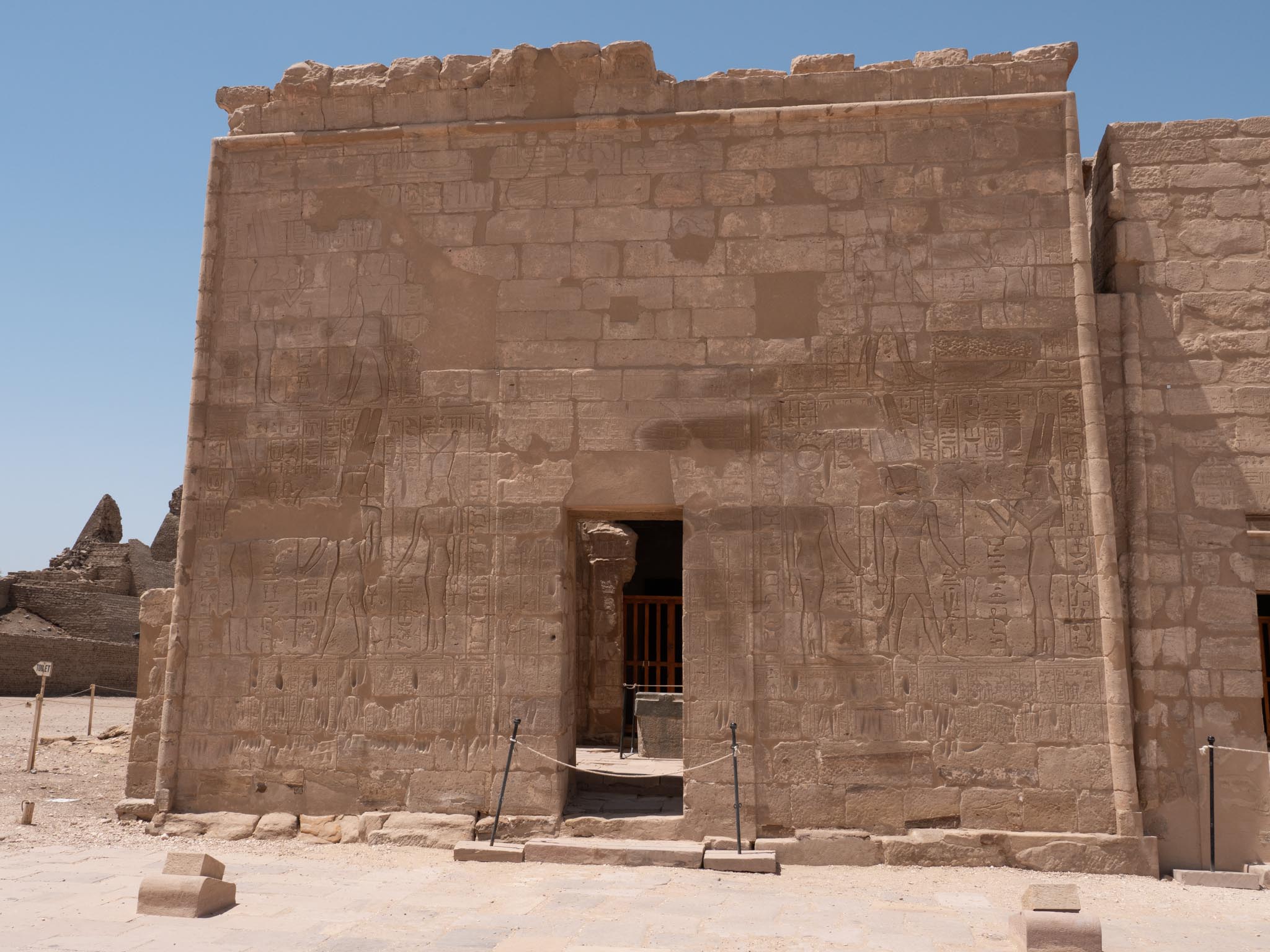 Egypt, Medinat Habu - Mortuary Temple of Ramesses III - Chapel of Divine Votaresses