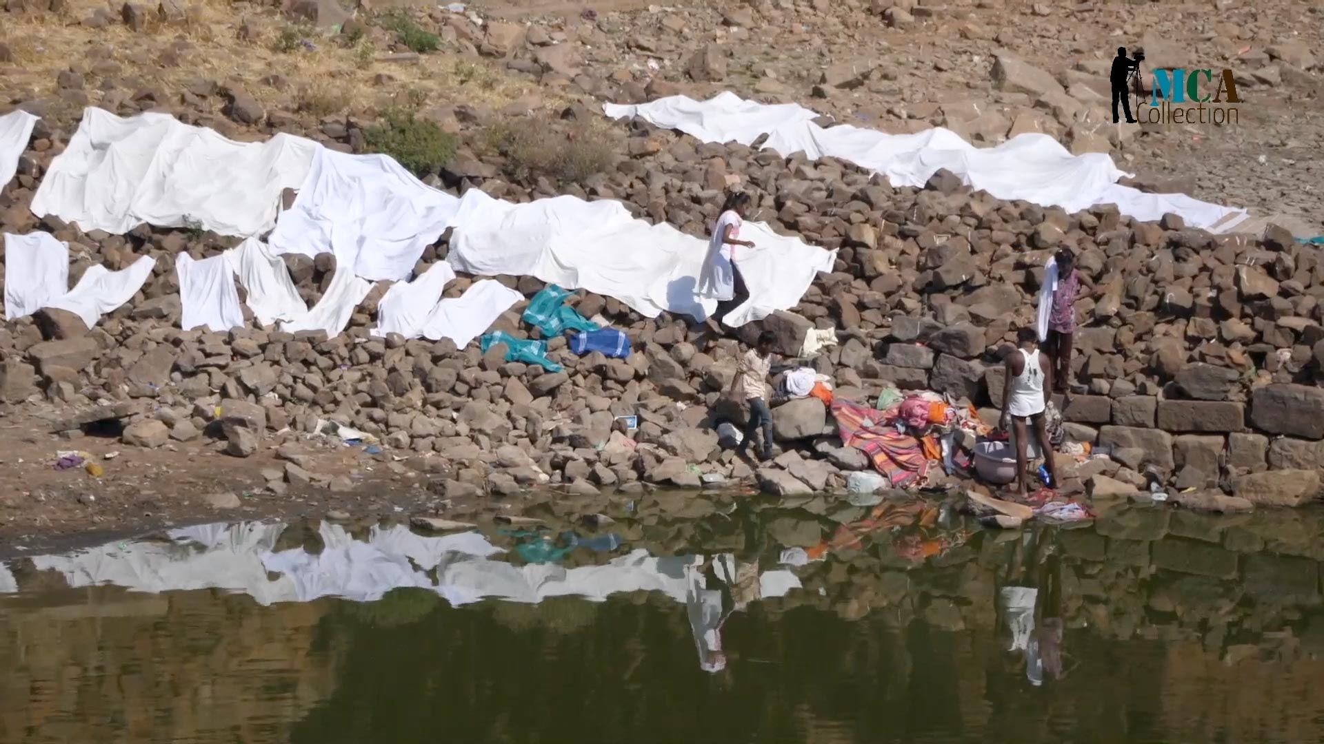 World - Traditional - Laundry