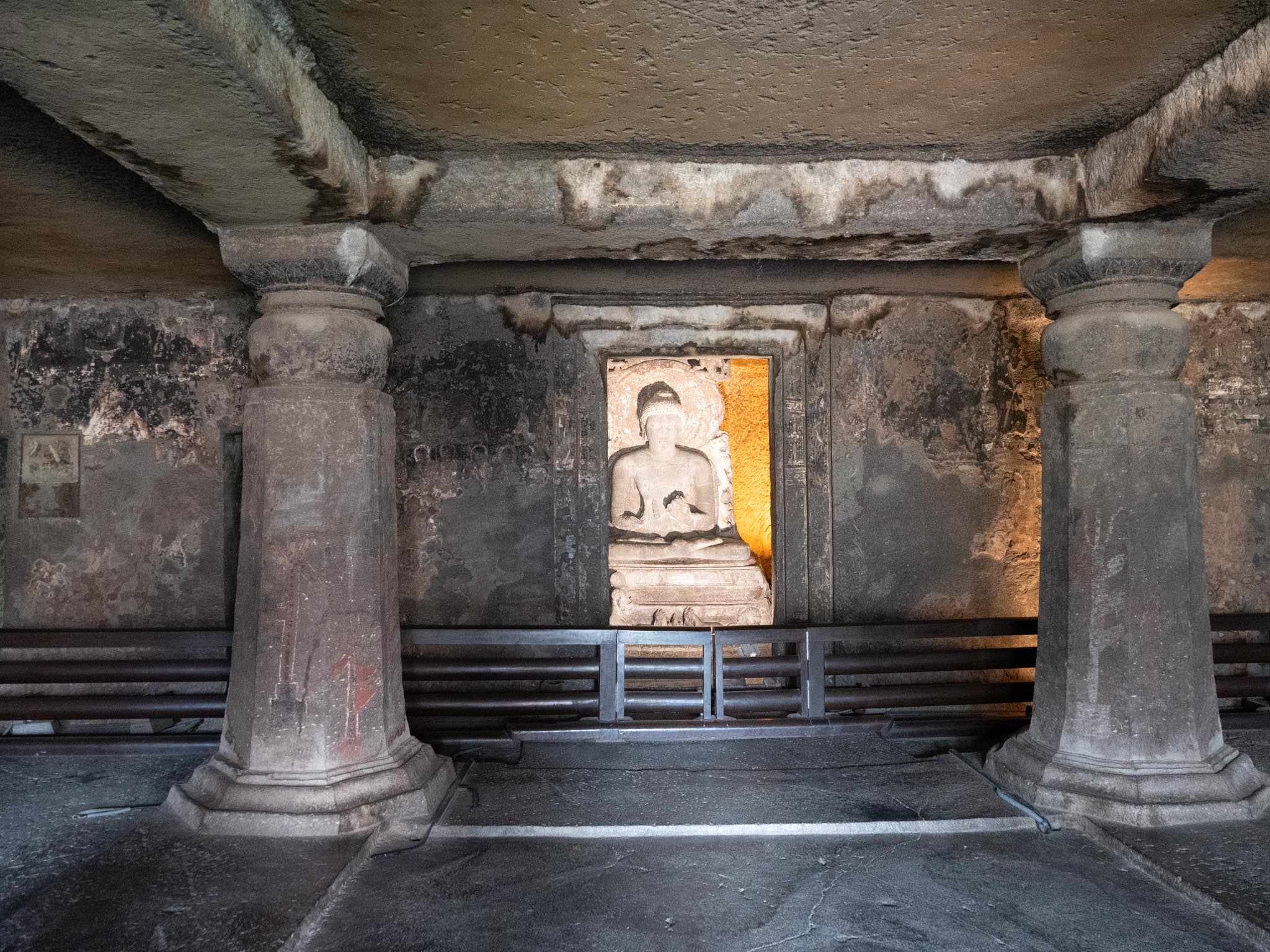 India, Maharashtra, Ajanta Caves - Cave 12