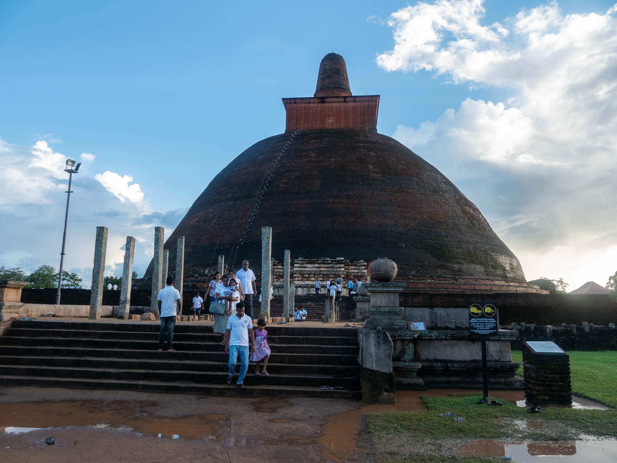 Sri Lanka, Anuradhapura - Jetavanaramaya Dagoba
