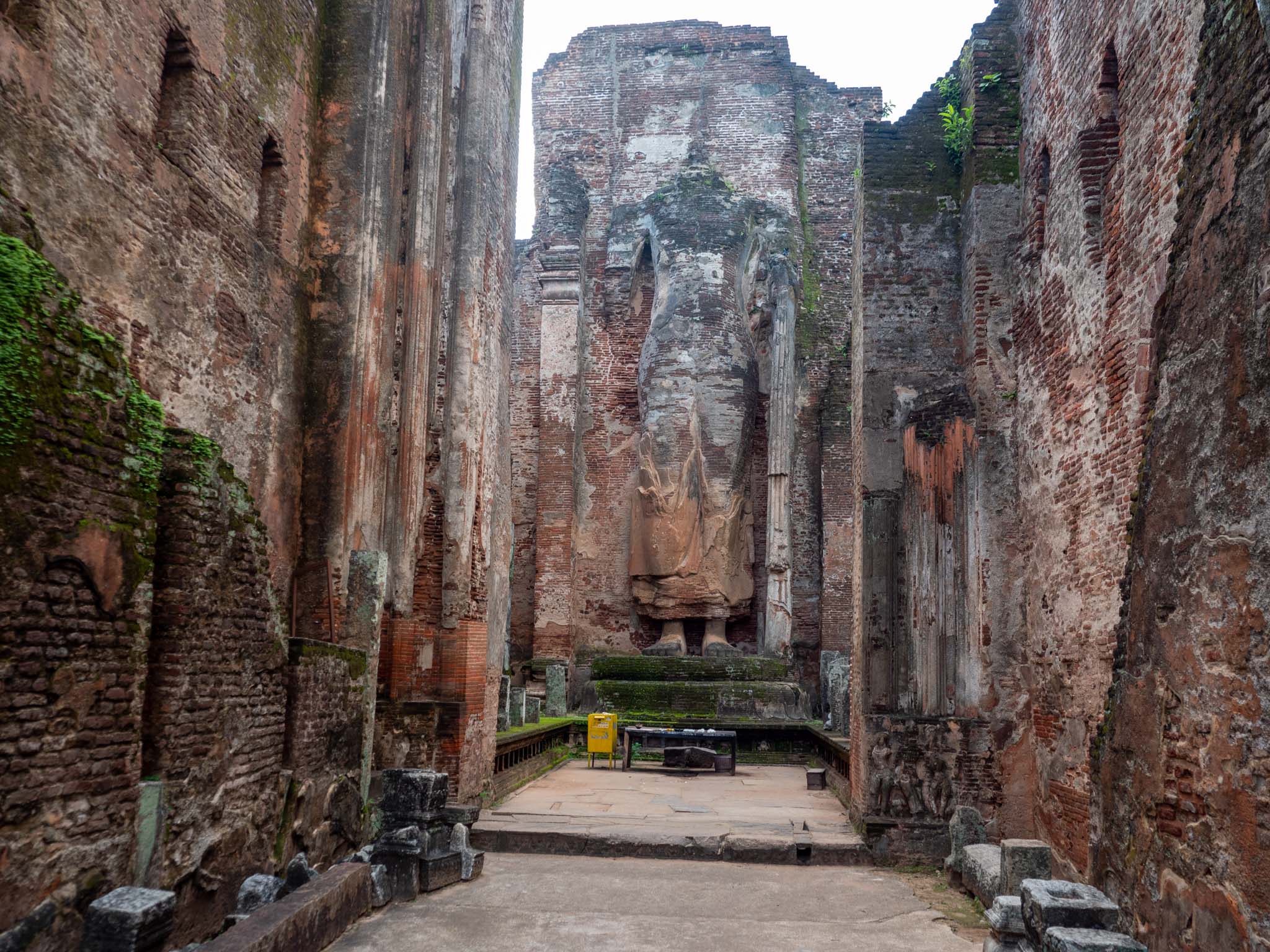 Sri Lanka, Polonnaruwa - Lankathilaka Temple