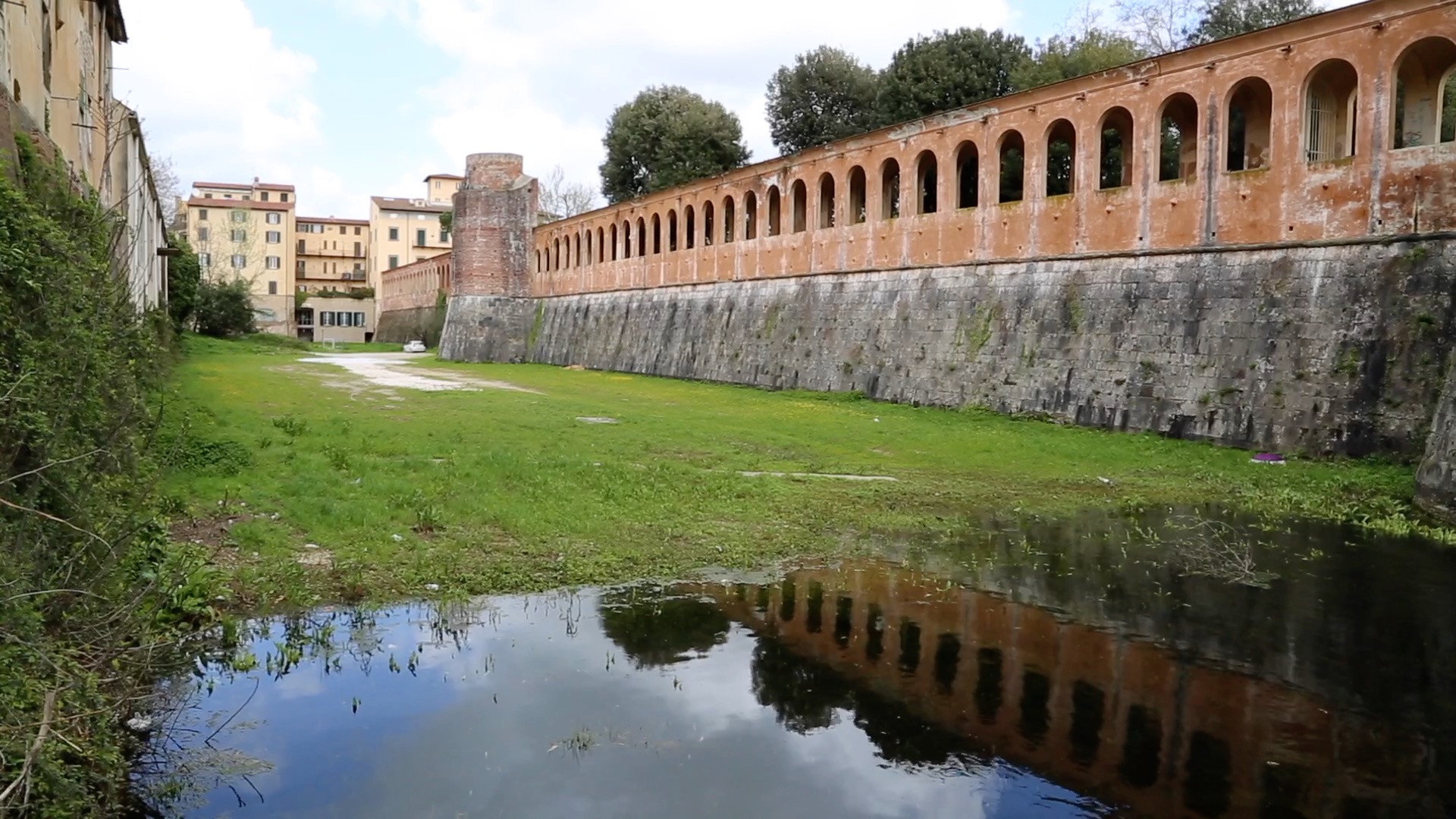 Italy, Tuscany, Pisa - Medieval Walls
