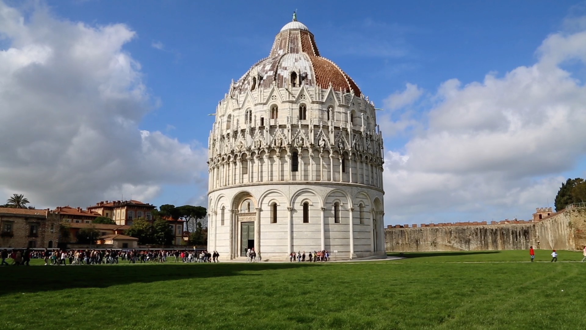 Italy, Tuscany, Pisa, Piazza dei Miracoli - Baptistery