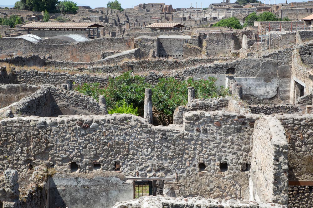 Italy, Pompeii, houses in the eastern quarter