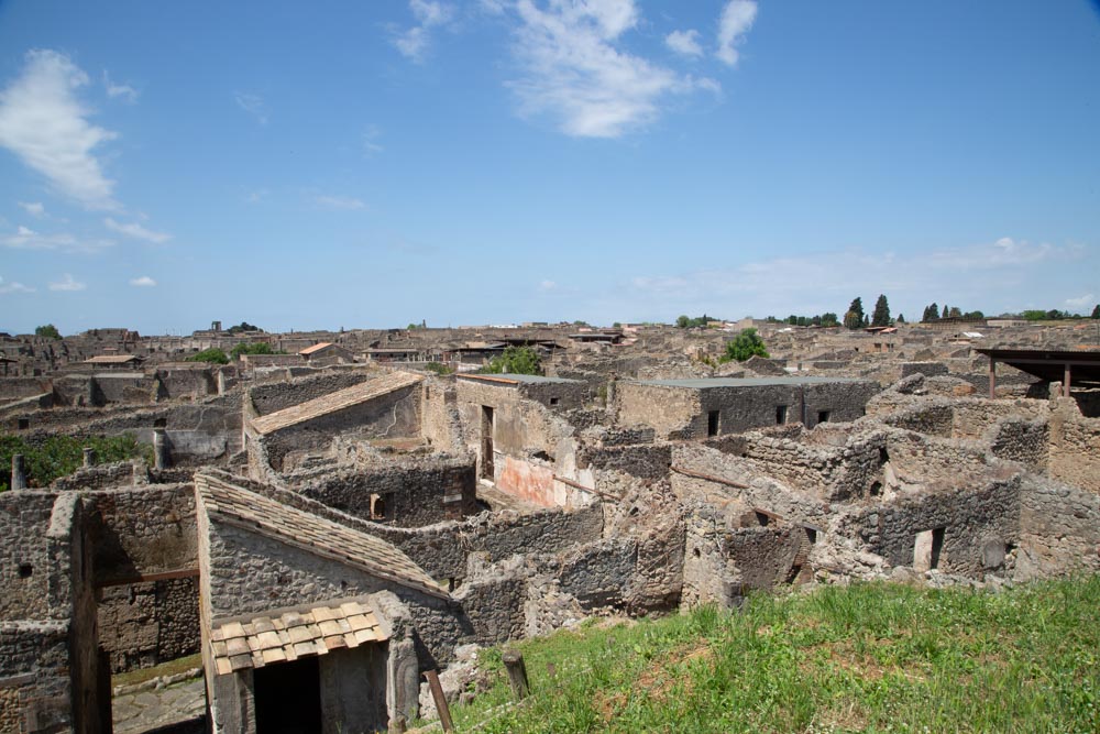 Italy, Pompeii, houses in the eastern quarter