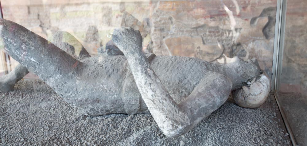Italy, Pompeii, Macellum (public market), Plaster casts of victim