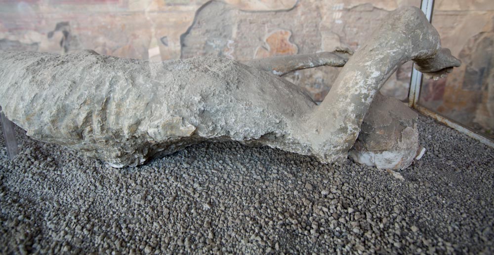 Italy, Pompeii, Macellum (public market), Plaster casts of victim