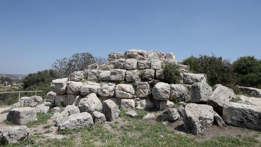 Israel, Adulam. Khirbet Madras – Pyramide Tomb