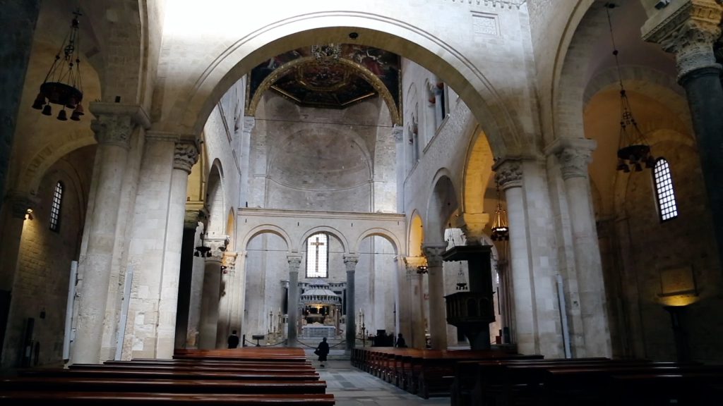Italy, Bari, Basilica of Saint Nicholas – Nave