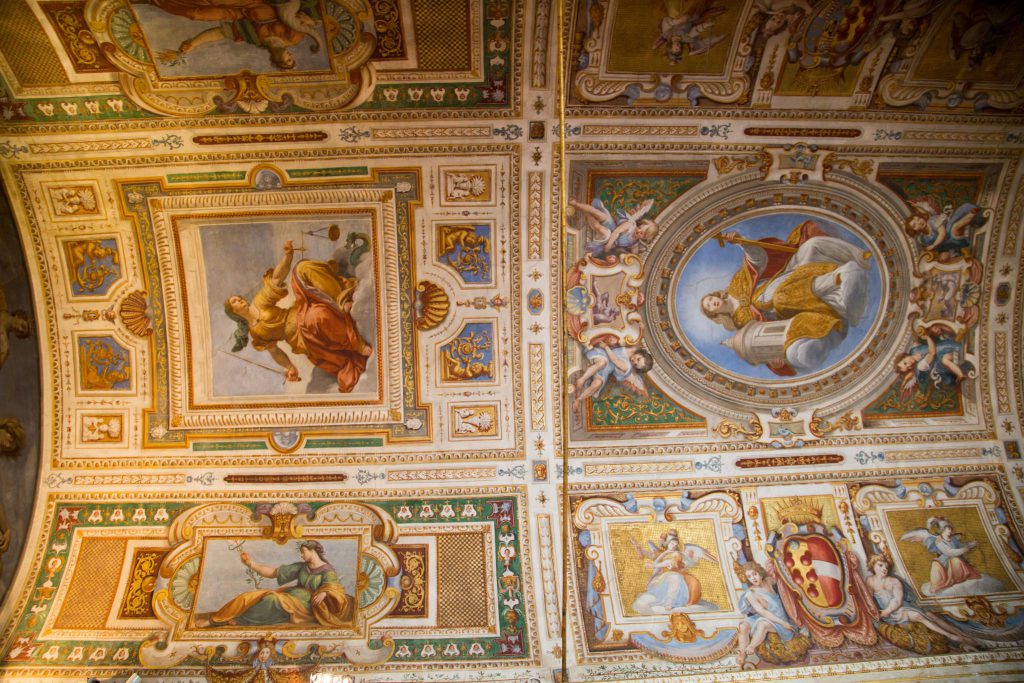 Italy, Florence – Palazzo Pitti – Room of the Cupids