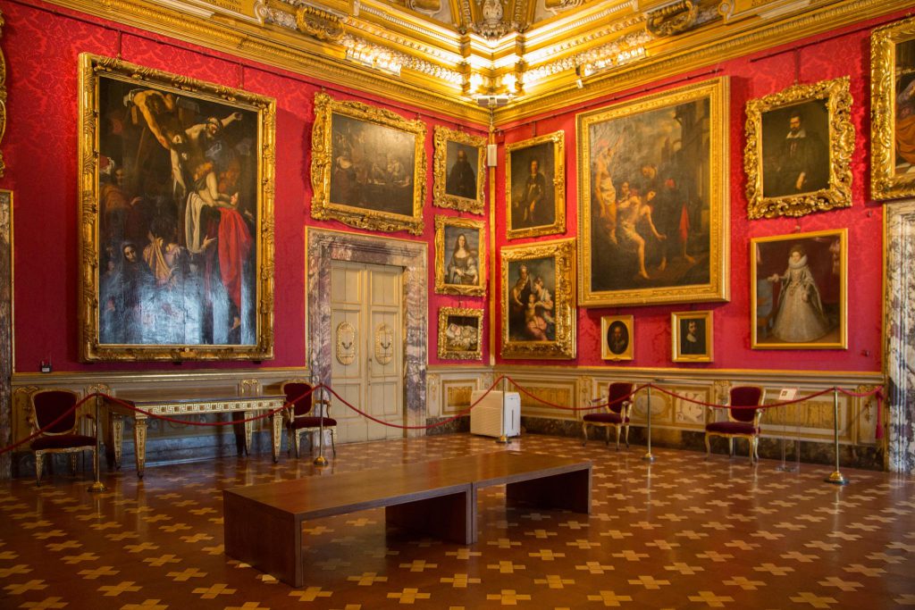 Italy, Florence – Palazzo Pitti – Room of Apollo