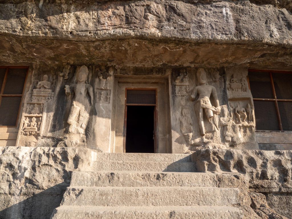 India, Maharashtra, Ellora – Cave