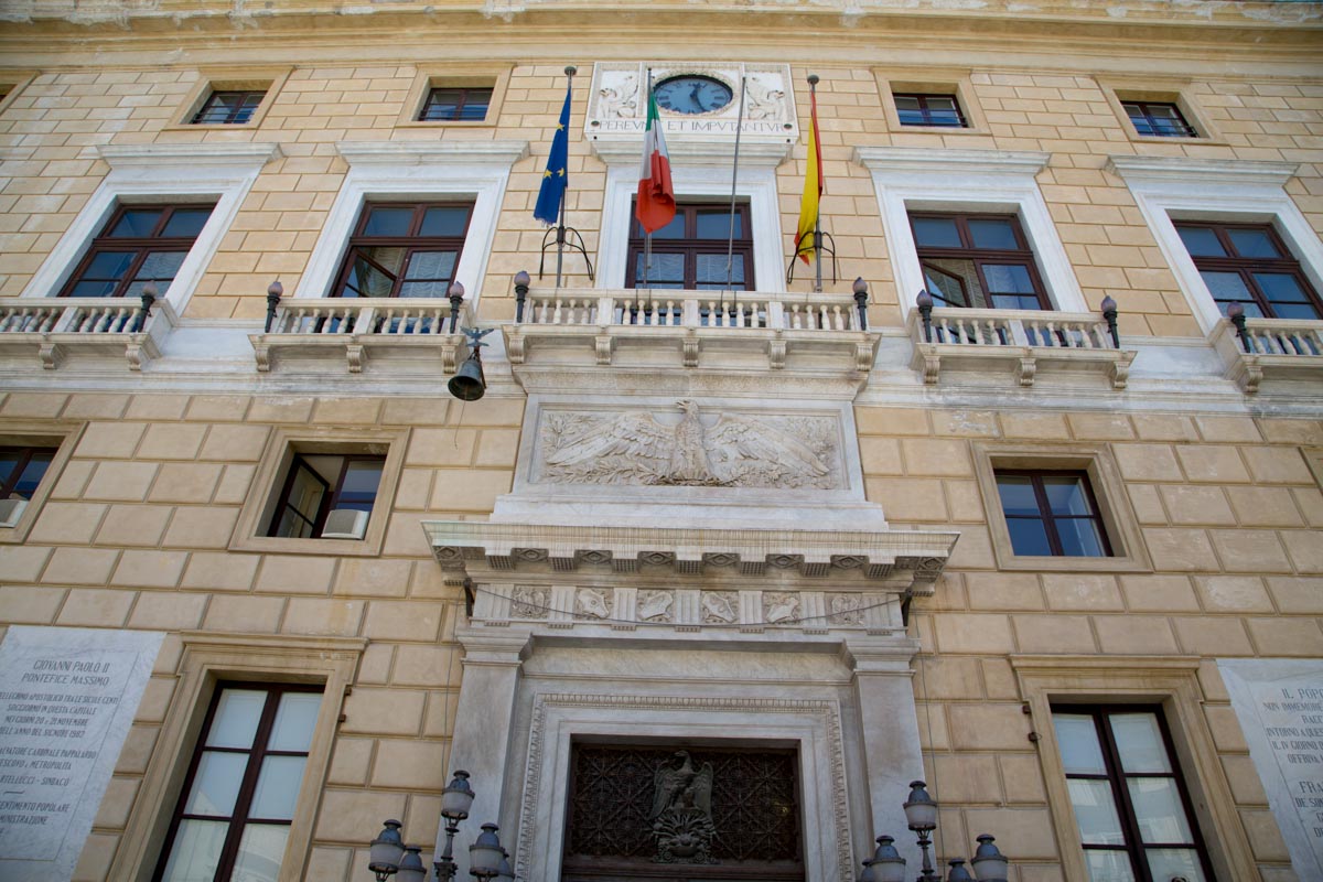 Italy, Sicily – Palermo, City Hall, Palace of the Eagles(Palazzo delle Aquile) view