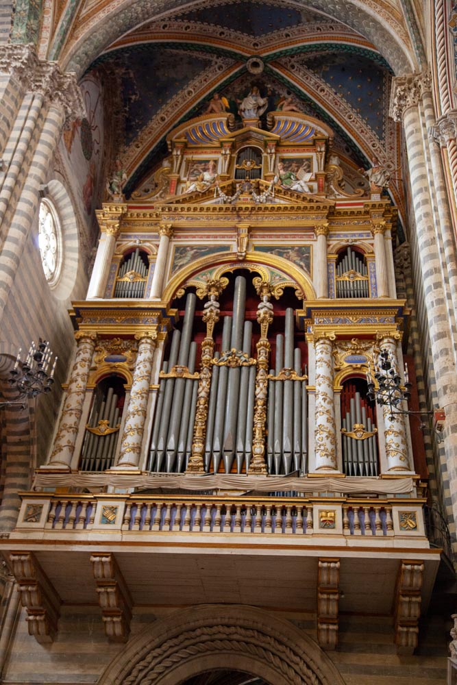 Italy, Orvieto Cathedral – organ