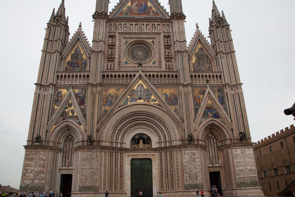 Italy, Orvieto Cathedral – facade
