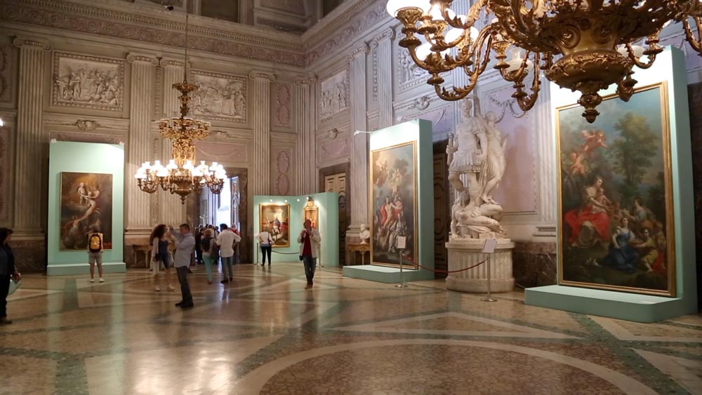 Italy, Caserta Palace – Second antichamber