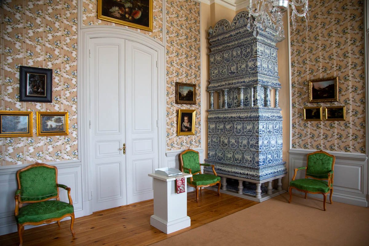 Latvia, Baroque Rundale palace – Duchess Salon (reception room)