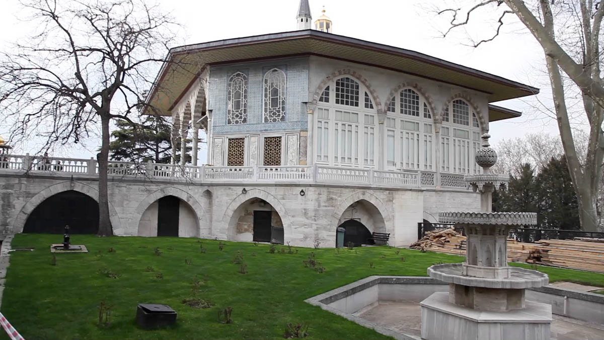 Turkey, Marmara, Istanbul, Topkapi palace – Baghdad pavillion
