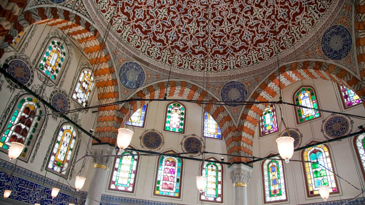 Turkey, Marmara, Istanbul, Hagia Sophia mausoleums -Islamic floral pattern