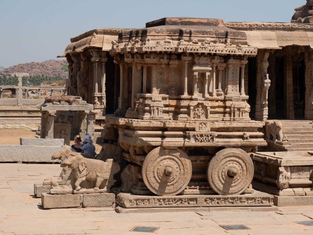 India, Karnataka, Hampi – Vitthala Temple reliefs.JPG